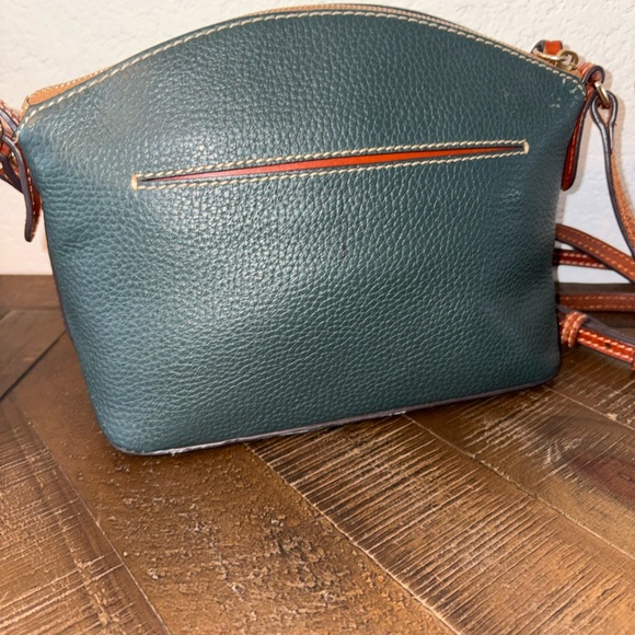 Dooney & Bourke Pebbled Leather Crossbody Green British Tan Trim - Picture 7 of 11